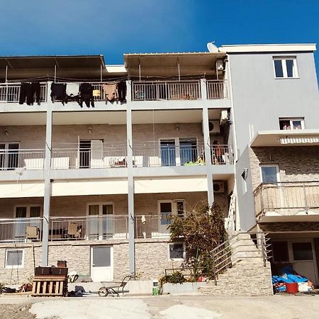 Apartmani Andrija Zivogosce Exterior photo