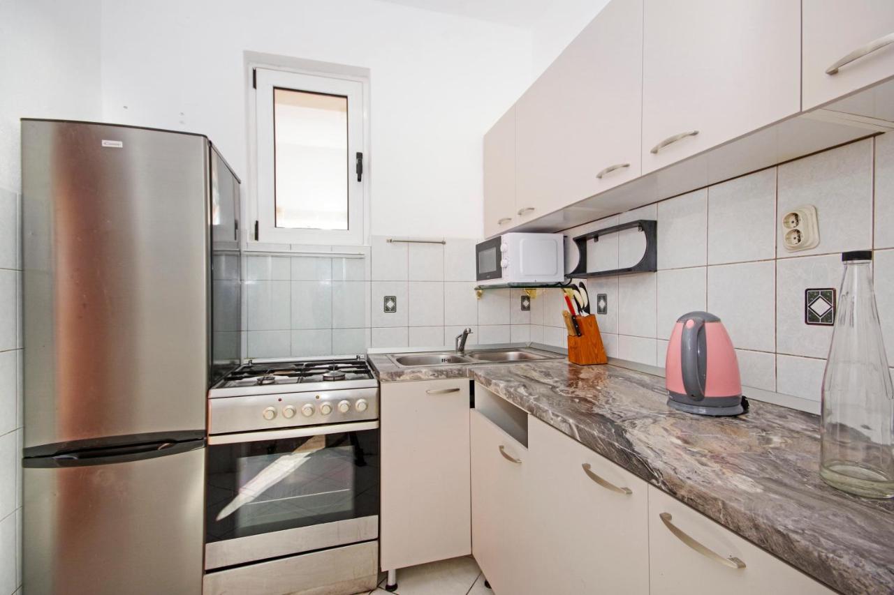 Apartmani Andrija Zivogosce Exterior photo